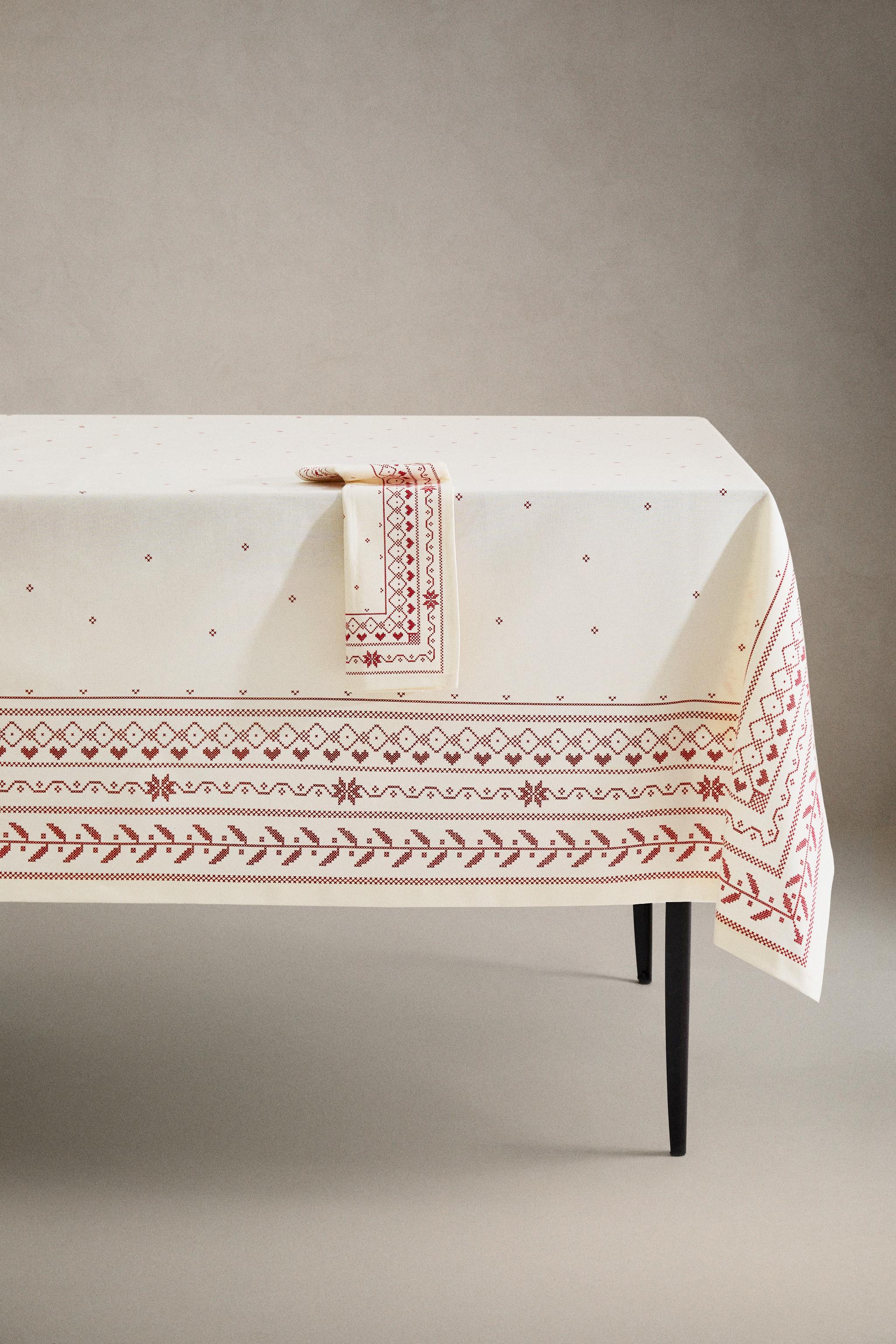 CHRISTMAS PRINT COTTON TABLECLOTH